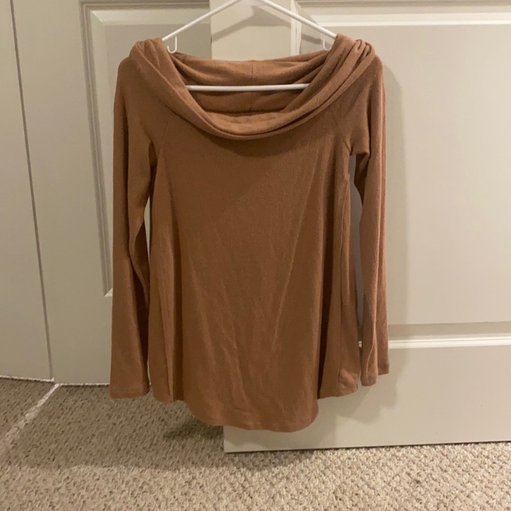 Abercrombie Cozy Off-The-Shoulder Top